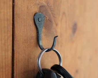 Small key hooks - blacksmith made horse shoe nail hooks