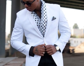 Blazer blanco ajustado para hombre: chaqueta de boda de lujo