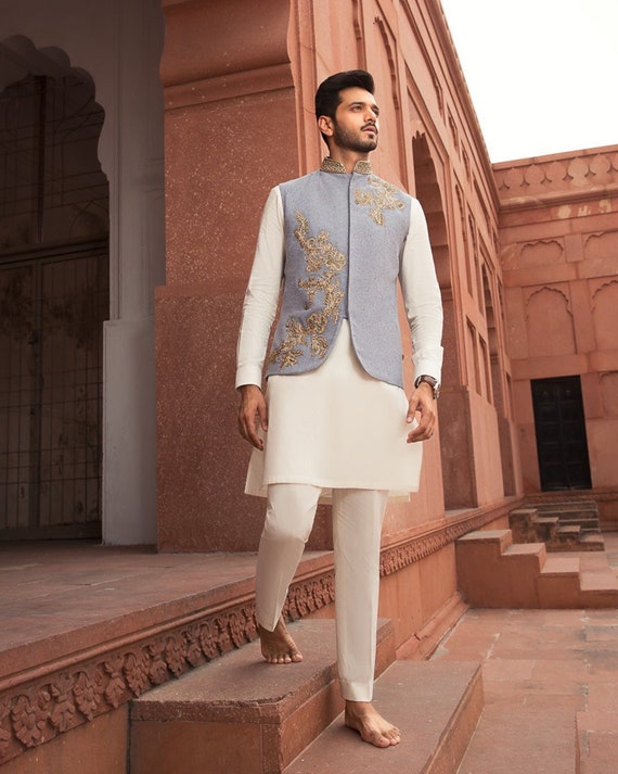 Buy RYLEN Men's Short Kurta Pant Set Online at Best Prices in India -  JioMart.