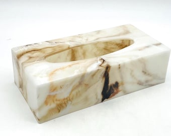 Akrylowy uchwyt na chusteczki z imitacją marmuru