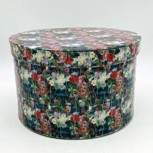 Vintage Decoupage Floral Garden Hat Box 11&quot; x 6.75&quot;