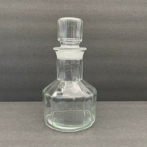 Heavy 16 Sided Glass Liquor Decanter with Glass Stopper
