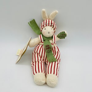 Muñeco navideño de conejo de la marca Hallmark "Joy Phil" de Bunnies by the Bay