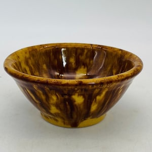 Antique Rockingham Bennington Yellow Ware 4 3/8&quot; Bowl