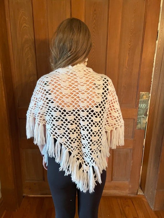 1970's White Crocheted Fringed Shawl - image 2