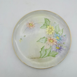 Lovely Hand Painted Artist Signed Floral Ceramic Plate with Gold Trim