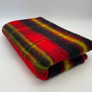 Vintage 100%  Acrylic Plaid Throw Blanket