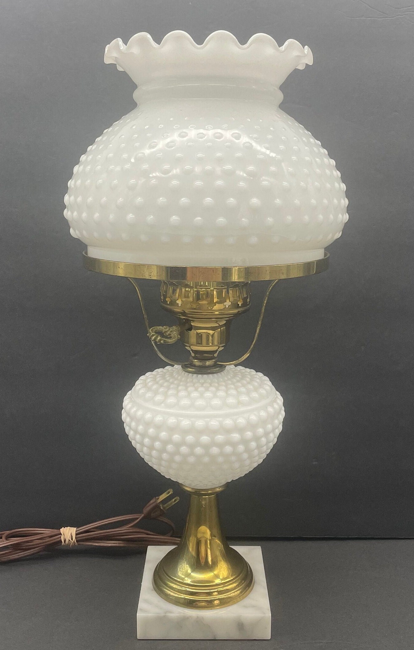 すぐ使えます　antique milk glass lamp アンティーク Antique Milk Glass Smoke Bell w/ Ruffled Edge for Hanging