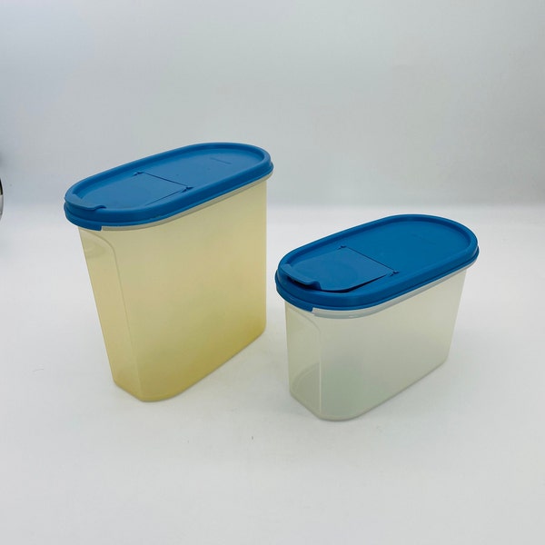 Tupperware Blue Lid 7.25 & 4.75 Cup Storage Container with Pour Spout/Vintage Plastic Storage