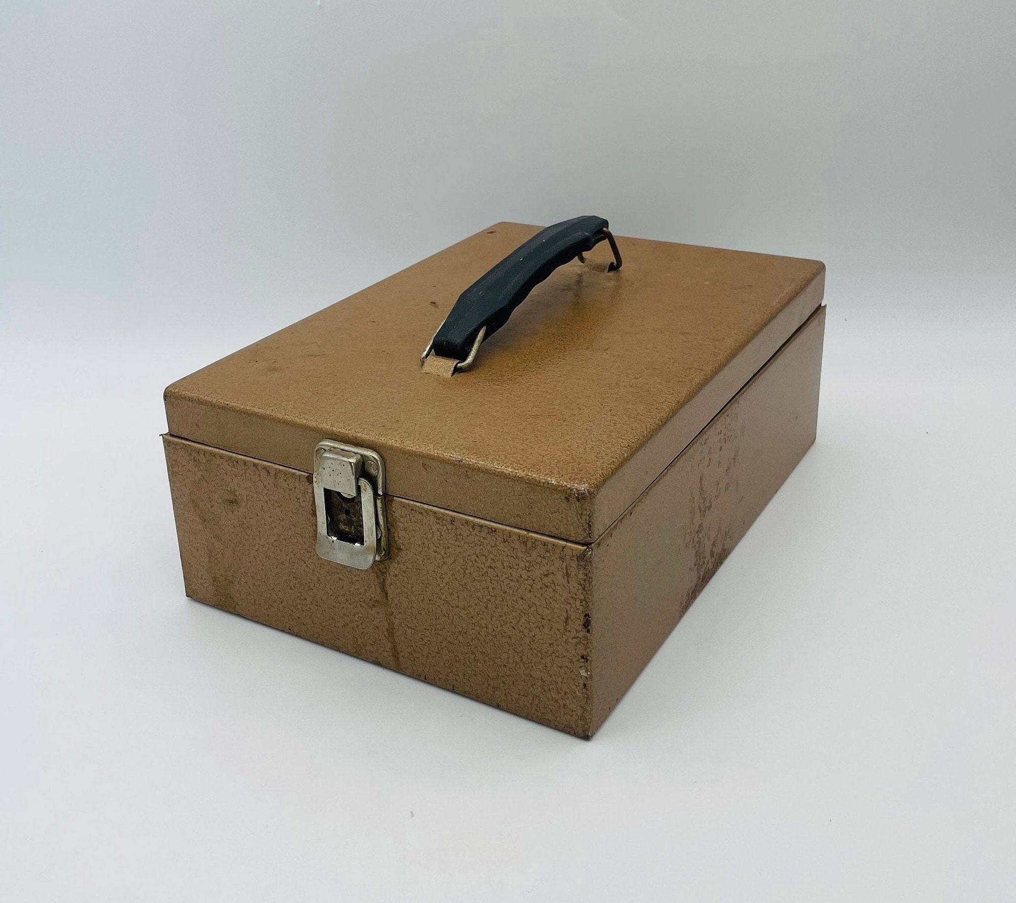 Classeur verrouillable sous le bureau avec tiroirs, solution de
