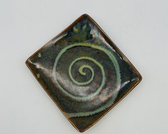Pottery Trinket Dish with Swirl Design/Vintage Handmade Trinket Plate