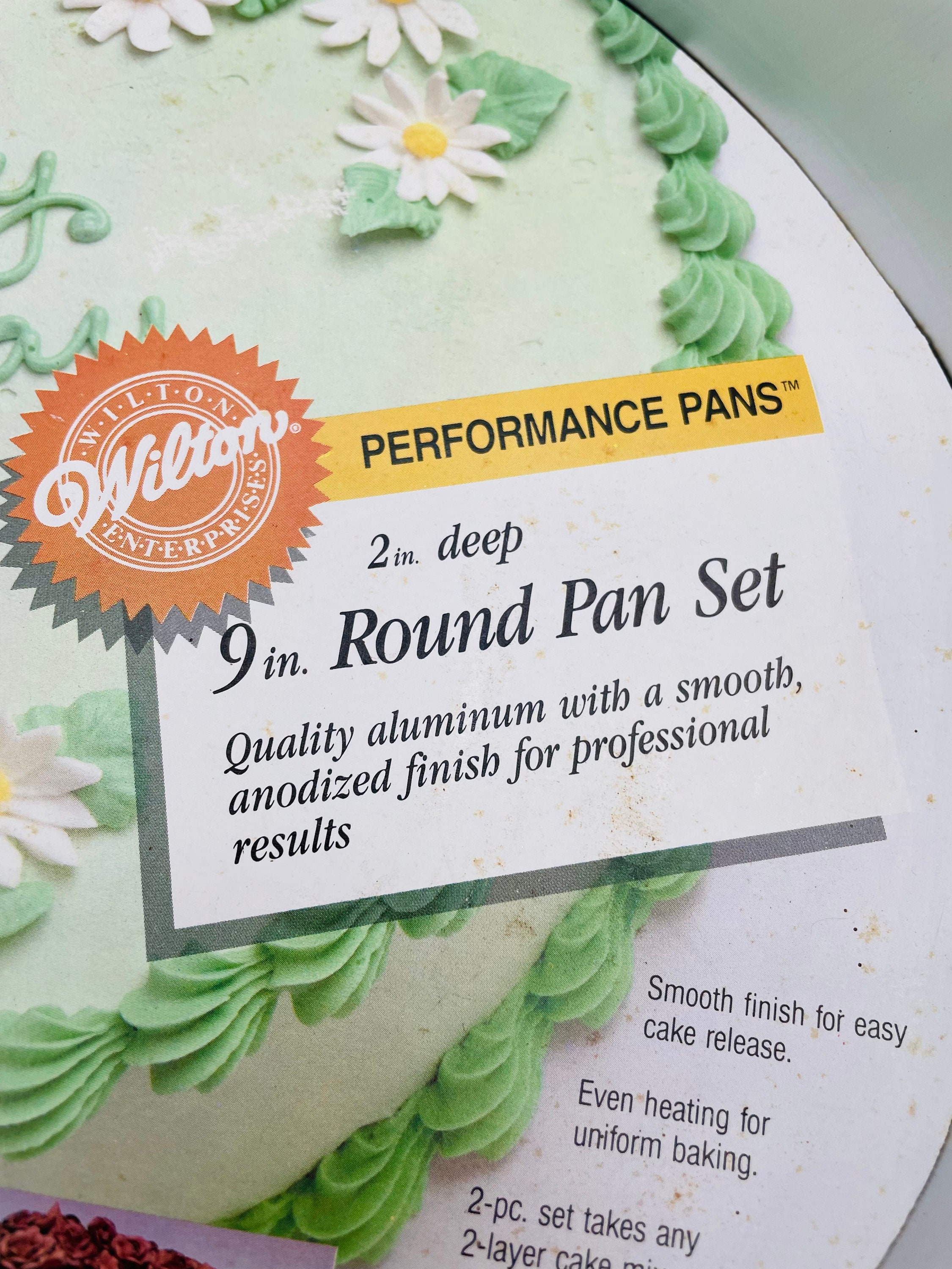 Wilton Performance Pans Pan Set, 2 -Piece, Round - 2 pans