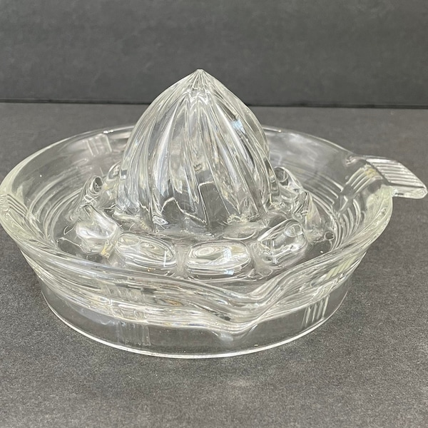 Clear Glass Citrus Juicer/Vintage Glass Juice Reamer