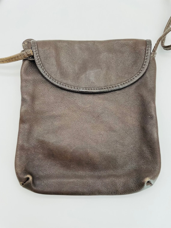 Kane M Crossbody Leather Bag/Vintage Brown Leather
