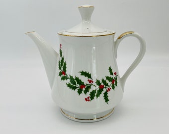 Mogi Porcelain Holly Berry Teapot/Vintage Christmas Teapot, Made in Japan