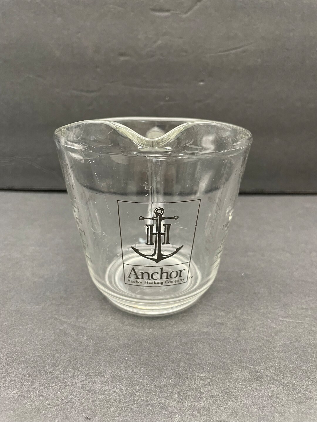 Vintage Anchor Hocking 2 Cup Glass Measuring Cup, 498 With Gray ...