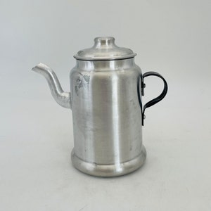 Vintage Armando 3/4 L Aluminum Coffee Pot