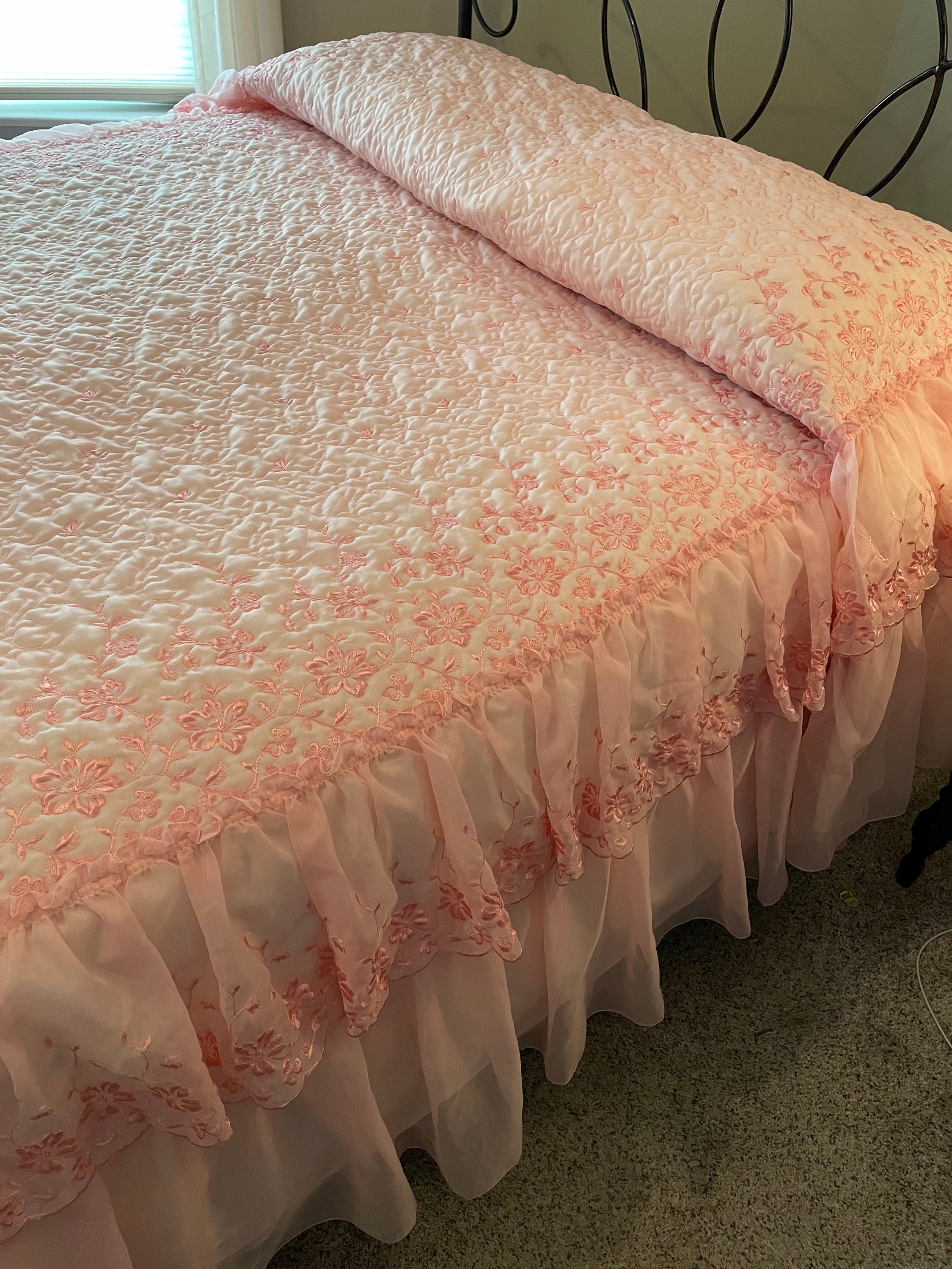 Pink Quilted Embroidered Ruffle Skirt Polyester Full Bedspread