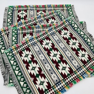 Sets de table tissés colorés à franges, ensemble de 4