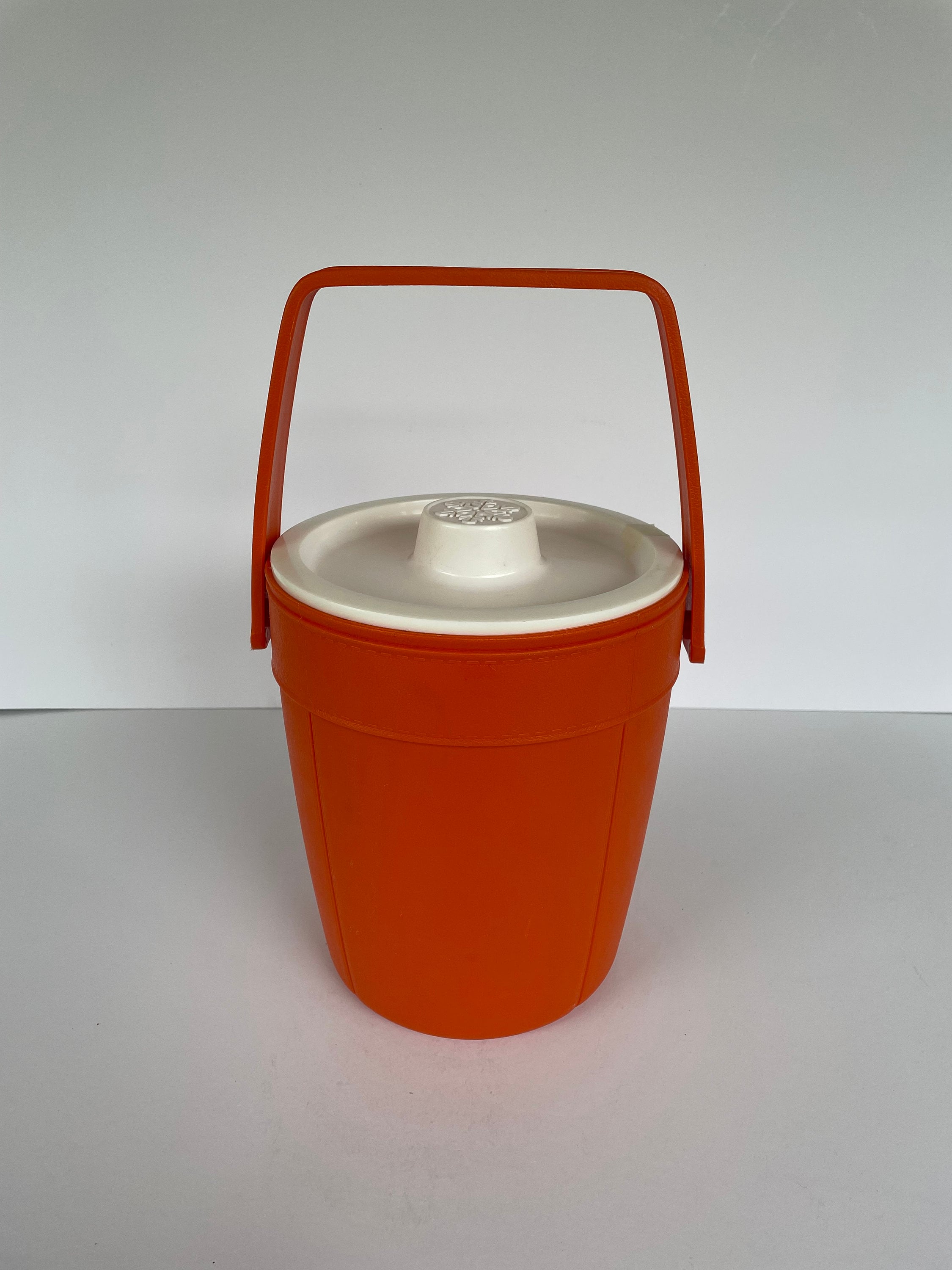 Orange Snowflake Ice Bucket by Rubbermaid/mid Century Plastic Ice Bucket 
