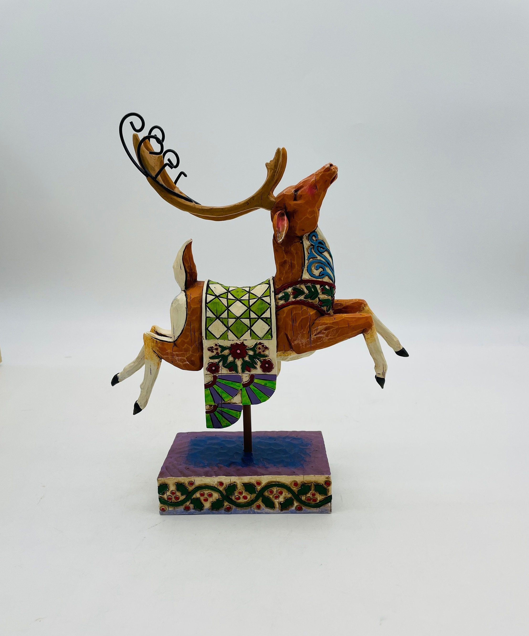 Enesco Jim Shore ハートウッドクリーク サンタ 白鳥に乗るフィギュア 6.89インチ マルチカラー Jim Shore クリスマス ハートウッド クリーク Enesco ドイツサンタ