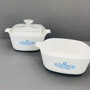 Blue Cornflower Corning Ware Casseroles with Shared Lid/P-1 1/2-B & P-1 3/4-B