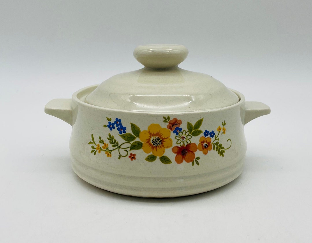 J. M. P. Bake Serve 'n Store sweet Flowers Stoneware Lidded Bowl