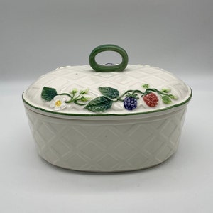 Teglia da forno in pietra di ferro con motivo a bacche e reticolo di Otagiri/piatto in ceramica dipinto a mano vintage
