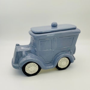 Vintage Old Car Cookie Jar