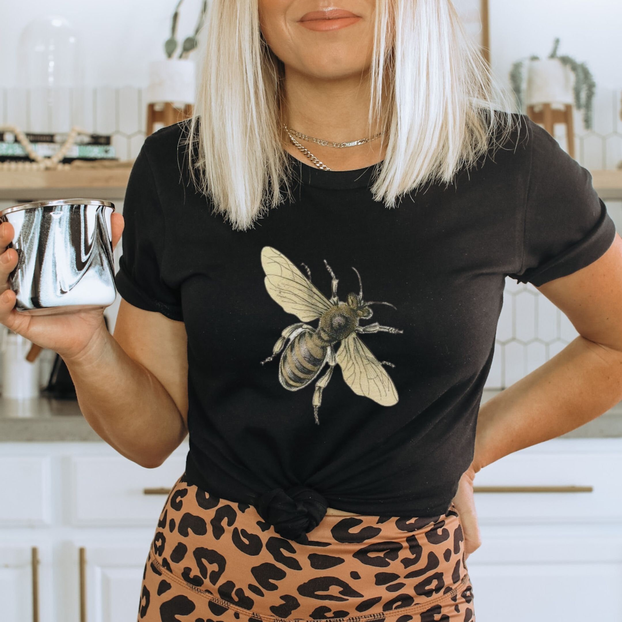 Bee Tee Vintage Bee Illustration Shirt 