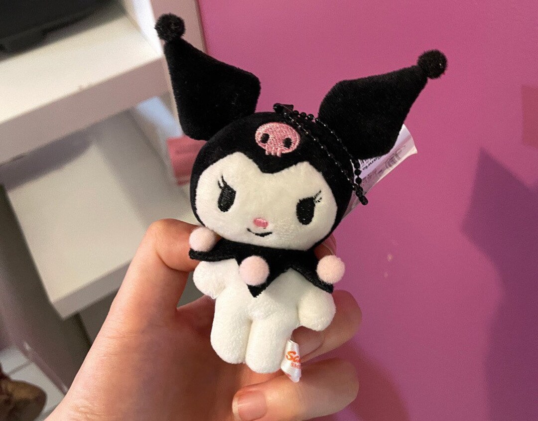 2023 New Kuromi Plush Giant SANRIO Room Decor Kawaii Accessories Big Size  Anime Peluche Cute Cartoon