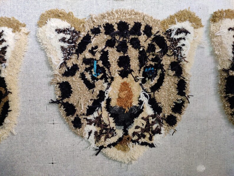 Hand Tufted Leopard Head Mini Rug Wall Hanging For Home Décor Living Room Kid Room Guest Room, Prefect Gift for Kids 35 X 35 Cm zdjęcie 5