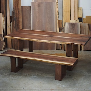 Custom-Made Live Edge/Straight Edge Dining Tables - Exclusively Crafted to Your Unique Taste.