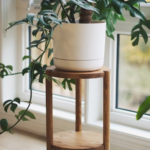 Solid Wood Plant Stand, Round Bedside Table, Mid-Century Modern