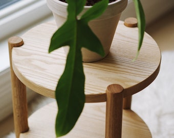 Mesa auxiliar redonda de madera natural, mesa auxiliar minimalista de 3 patas