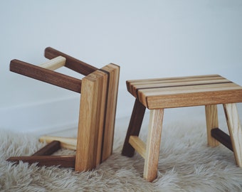 PETIT TABOURET EN BOIS, Meubles esthétiques, Tabouret de lit, Petit tabouret minimaliste en bois massif de plusieurs couleurs, Cadeau de crémaillère