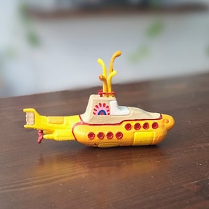 Yellow submarine beatles figurines - Etsy 日本