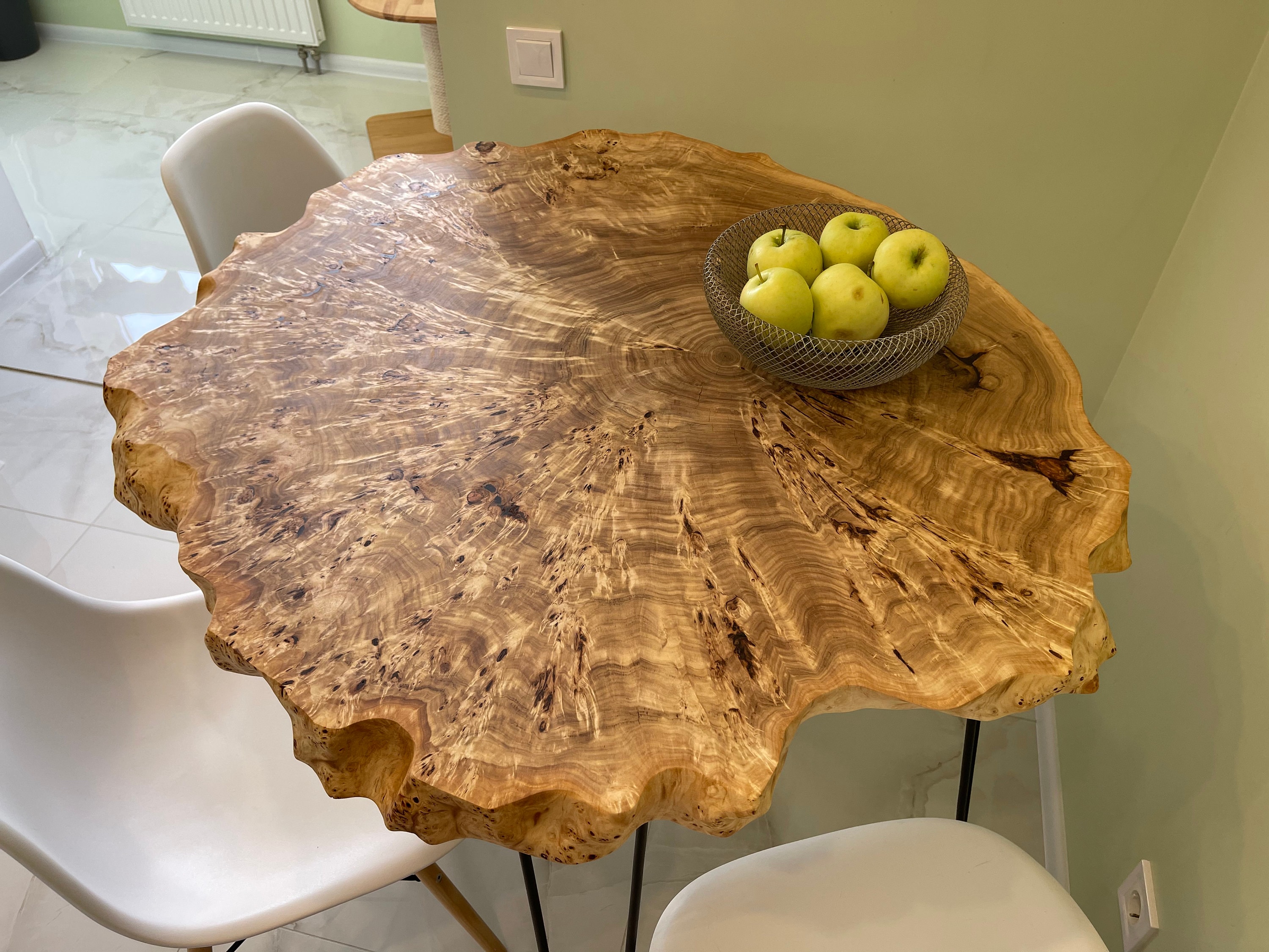 Live Edge Coffee Table, Live Edge Dining Table, Wood Table, Round Table, Tree Trunk Table, Stump