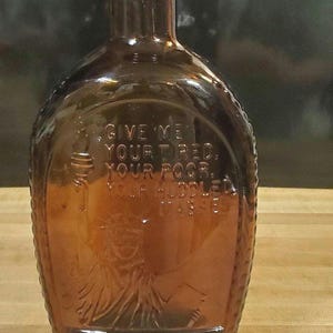 1976 Bicentenial Log Cabin bottle