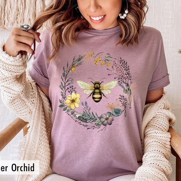 Bee Botanical Shirt, Bee T-Shirt, Nature Shirt, Gift For Her, Cute Bee Shirt, Women Tshirt, Bee Lover, Wildflower Tee Plant Shirt, Honey Bee