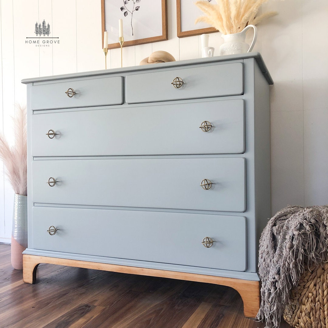 SOLD DO NOT Buy Vintage Dresser - Etsy Canada