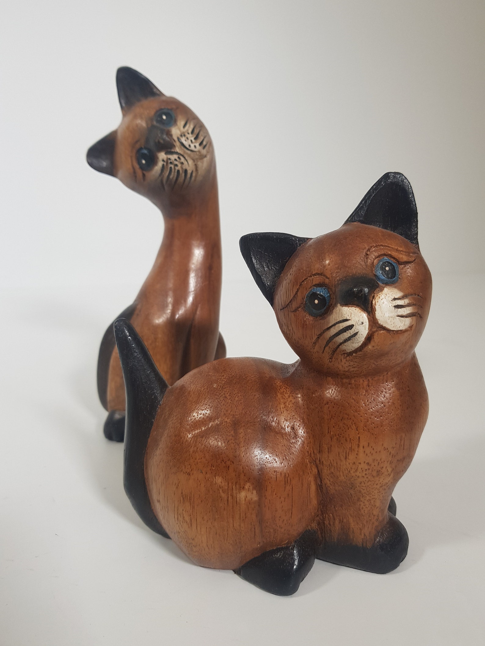 Vintage woodencat figurinelightweight woodcarved & Etsy