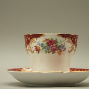 Paragon &quot;Rockingham&quot; Tea Cup