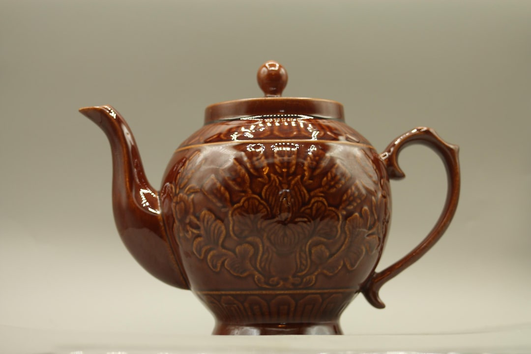 Vintage, Fall Foliage Teapot - Etsy UK