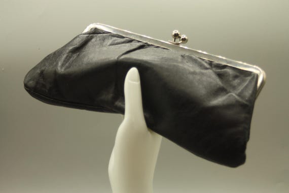 Basic black leather clutch - image 1