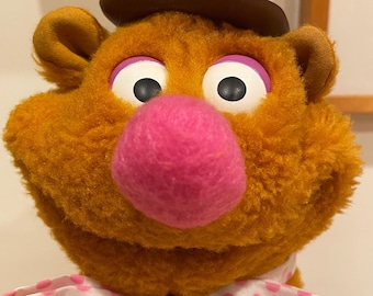 Fozzie Bear, 1970s Muppet Show mouth puppet from Fisher Price #861 MINT CONDITION w/o box