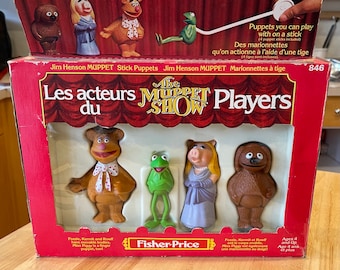 Muppet Show Players, 1970s stick puppets from Fisher Price #846 COMPLETE SET in BOX: Fozzie, Kermit, Piggy, Rowlf