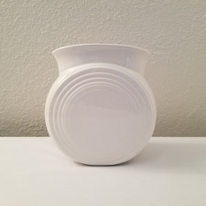 Vintage Homer Laughlin Company Fiestaware Millennium II Round White Ceramic Vase