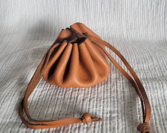 handmade leather purse