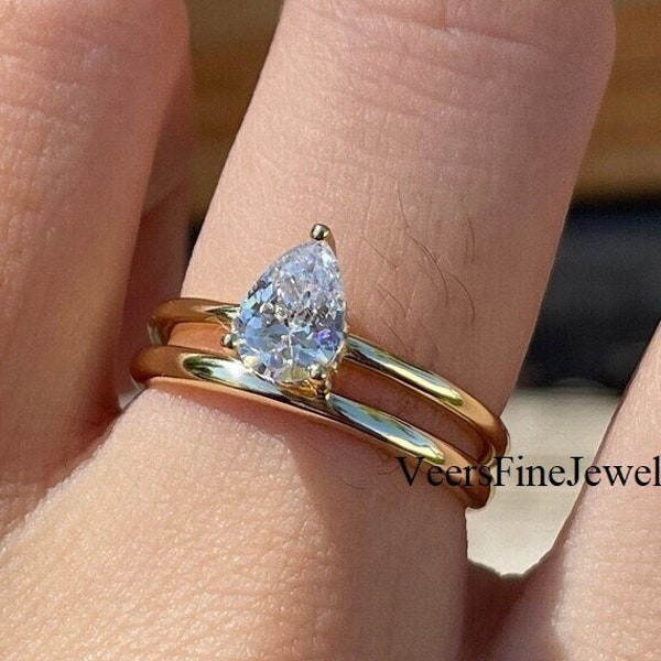 1.25 CT Pear Cut Moissanite Diamond Engagement Bridal Set/ Brilliant Bridal Set Ring For Women/ Yellow Gold Wedding Set Ring/ Proposal Ring
